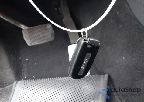 2015 Jeep Grand Cherokee Laredo z USA, uszkodzony, nr VIN 1C4RJFAGXFC141703